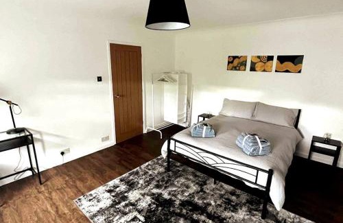 Selhurst Apartamento | Luxury, Spacious 1 Bedroom Flat