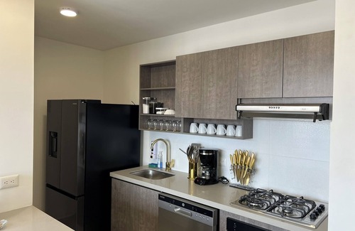 Riomar Apartamento | Luxury Spacious 3-bedroom apartment with WiFi, AC in vibrant Barranquilla