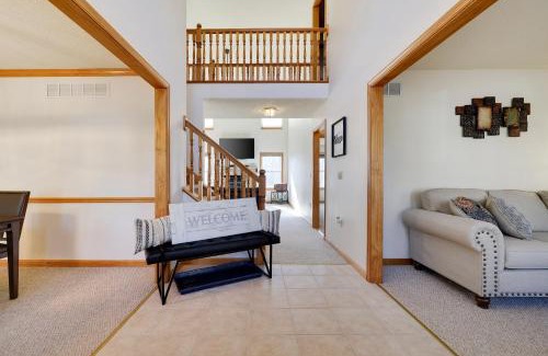 Tobyhanna Casa | Luxury Spacious Home with some FREE Amenities and Activities!