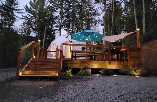 Robbinsville Cabina | Luxury Stargazing Dome On The Dragon's Tail
