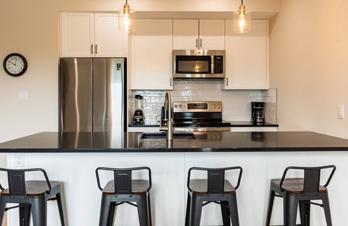 East Kootenay Casa | Luxury. Steps to the Timberline Chairlift