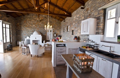 Xanthi Region Villa | Lujosa villa de piedra con piscina y espectaculares vistas al mar.