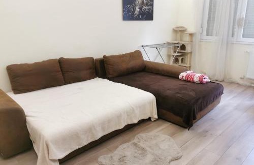 Orszagut Apartamento | Luxury Studio Apartment