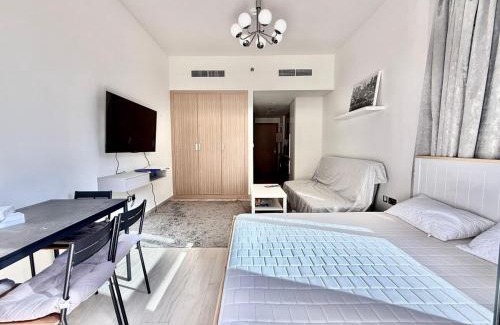 Madinat Zayed Apartamento | Luxury studio appartment