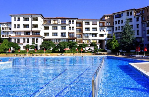 Osenovo Apartamento | Luxury Studio at Harmony Hills