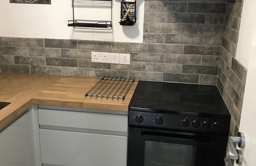 Millendreath Apartamento | Lujoso-Estudio-Baño con ducha