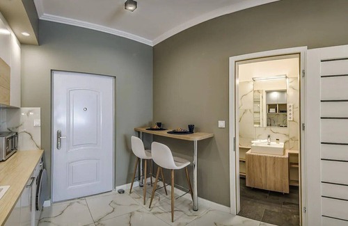 Belso-Ferencvaros Apartamento | Luxury Studio for TREASURE SEEKERS