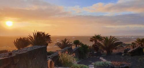 La Asomada Apartamento | Luxury studio, sea view, pool
