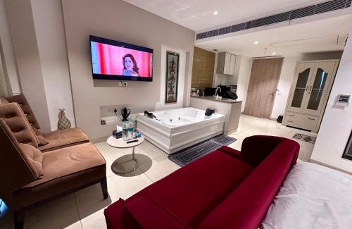 Gurugram Apartamento | Luxury Studios Key 4