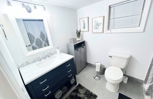 Winter Haven Casa | Luxury Style home w/ fire pit near LakeHoward 20min to LEGOLAND! Pet-Friendly
