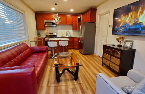Seaside Casa | Luxury Suite for Two, just minutes to Carmel.