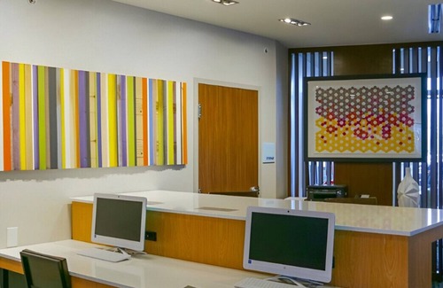 Roseville Casa | Luxury Suite for Work & Leisure Stays! W/ WiFi!