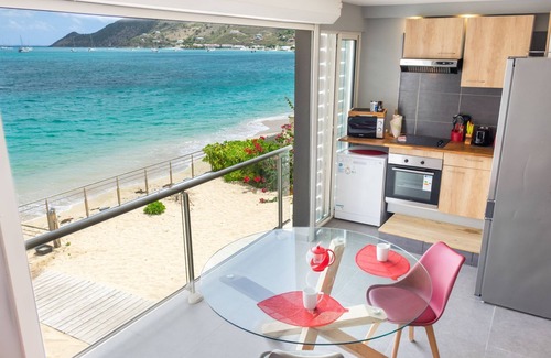 Grand Case Apartamento | Luxury Suite Sea View located in the heart of Grand Case Residence Bleu Marine