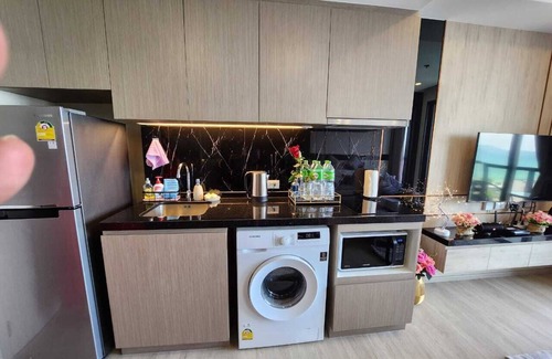Jomtien Apartamento | Luxury suite with sea view - 200 meters from the beach!