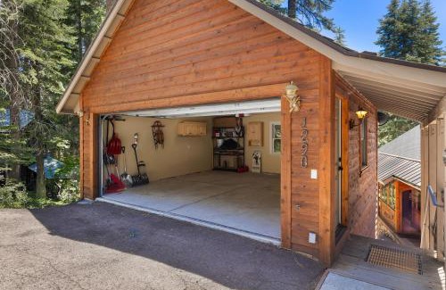 Kingswood Estates Casa | Luxury Tahoe Escape Minutes to Northstar Beaches and Lake