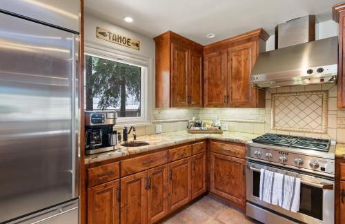 Kingswood Estates Casa | Luxury Tahoe Escape Minutes to Northstar Beaches and Lake