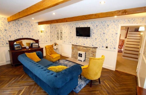 Dungarvan Cabaña | Luxury Thatch Cottage