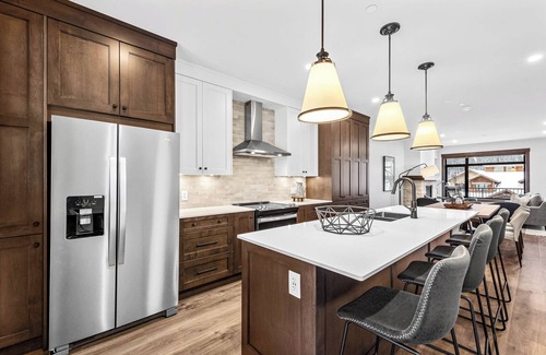 Sun Peaks Casa | Luxury three bedroom townhome #6 at Switchback Creek in Sun Peaks
