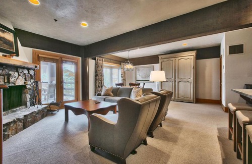 Deer Valley Apartamento | Luxury Three Bedroom Suite with Mountain Views and Hot Tub apartment hotel