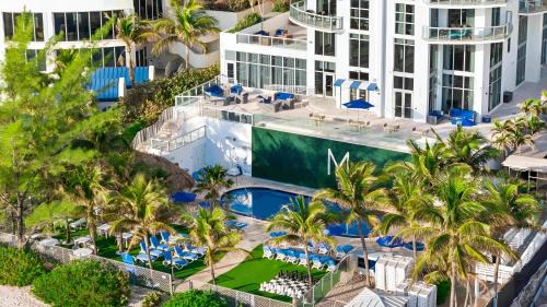 Sunny Isles Beach Apartamento | Luxury Top-Level Oasis - Oceanfront Views & Resort Perks