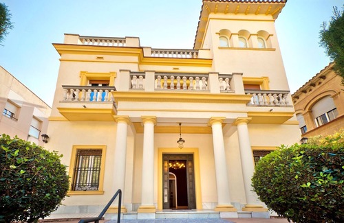 La Font d'en Fargues Villa | Lujosa Villa Turística en Barcelona ciudad