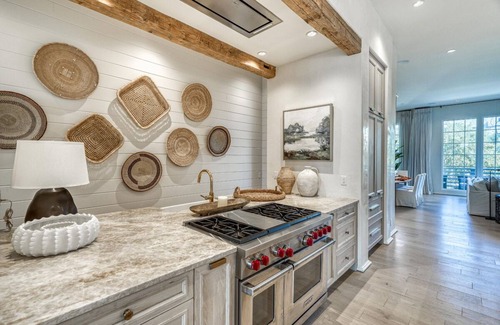 Rosemary Beach Casa | Luxury Town Center Residence | Sky Pool, Rooftop Terrace, Complimentary Fitness & Tennis