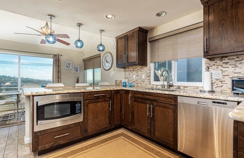 Solana Beach Casa | Luxury Townhome at the Del Mar Track by the Beach