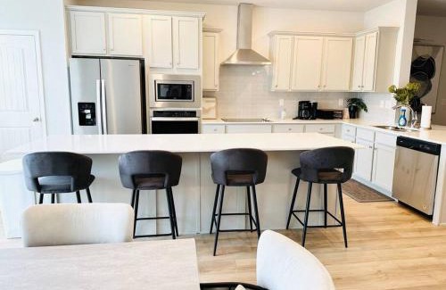 Fayetteville Casa | Luxury Townhome in Fayetteville