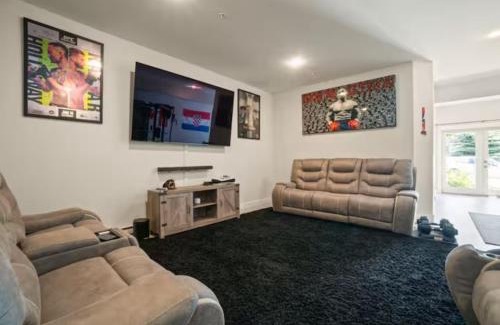 Central Okanagan Casa | Luxury townhome in lake country