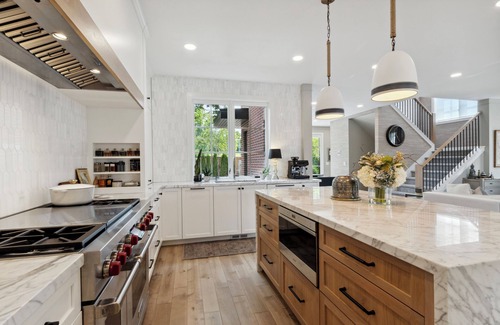 Salt Lake City Casa | Luxury townhome, minutes from ski resorts, the university and downtown.