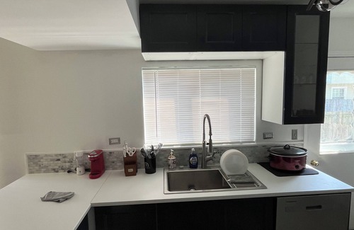 Forestview Casa | Luxury Townhouse with AC, SmartTV, and Free Parking!