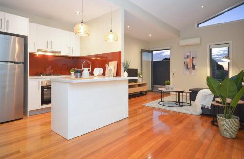 Preston Casa | Luxury Townhouse Stay