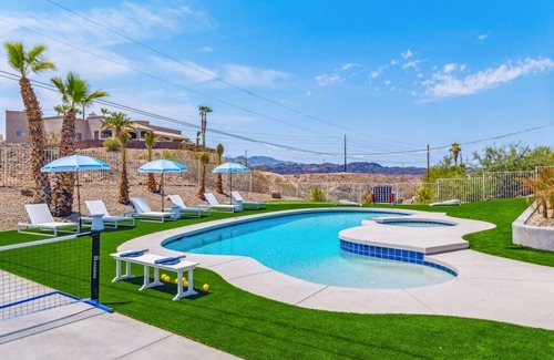 Lake Havasu City Apartamento | Luxury Tropical Playhouse 2.0 | Golf | Pickleball