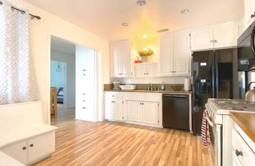 Sherwood Forest and Thistle Development Casa | Casa de lujo a 8 minutos de Disneyland, la granja de bayas de Knott