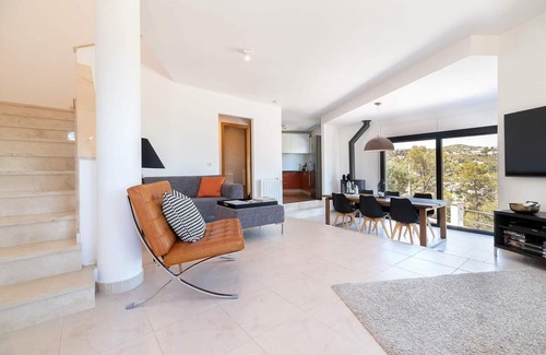 Olivella Villa | Villa de lujo en las colinas cerca de Sitges/Olivella con vistas impresionantes