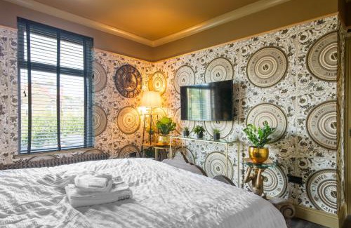Leyton Apartamento | Luxury Versace 1 Bed Hot Tub Pool Table Sky Tv
