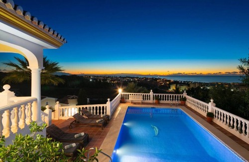 Mijas Villa | Large Luxury Family Villa 500m From Beach