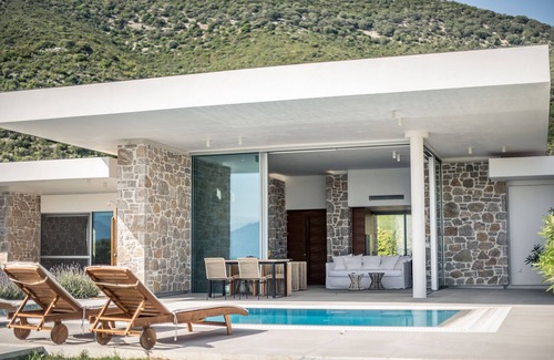 Aktio-Vonitsa Villa | LUXURY VILLA -1 min from the beach!!!!