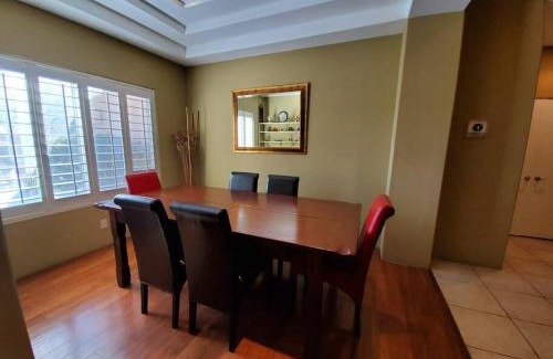 Bermuda Dunes Casa | Luxury Villa, 10 min to Coachella, Walk to BNP