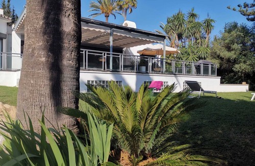 Artola Villa | Luxury Villa. 300 meters from beach and 10min from golf.