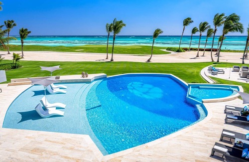 Punta Cana Villa | Luxury Villa 8 Bedroom in Tortuga Bay Punta Cana