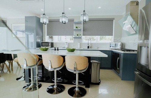 Keito Villa | Luxury Villa Arisol Home in Noord, Aruba 14 guests 6 bedrooms 5.5 bath