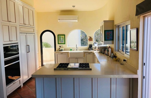 South Shore Hotel Area Villa | Luxury Villa Casa Matuta @ Mismaloya-Full Staff