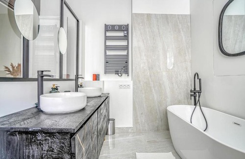 Faubourg-du-Roule Apartamento | Luxury Villa Champs Elysées