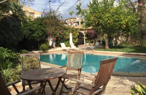Genova Villa | Luxury Villa for 16 people with seaview, pool and bbq