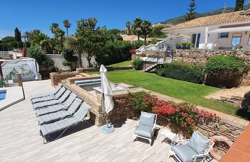 Rancho Domingo Villa | VILLA DE LUJO EN MALAGA CON PISCINA CLIMATIZADA