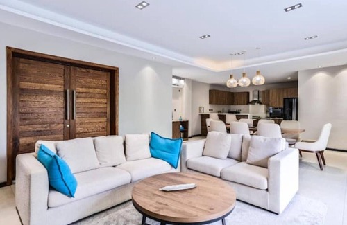 Pereybere Villa | Luxury villa in the Paradice Mauritius close to the beach.