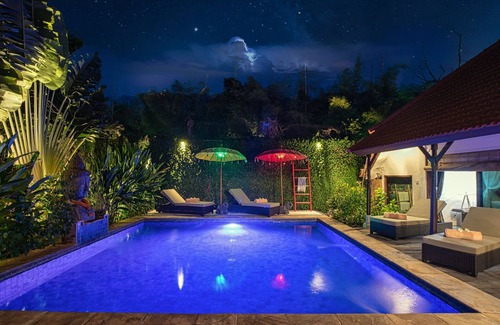 Dyanapura Villa | LUXURY Villa La plancha BEACH (200m to the Beach), Heart of Seminyak (300m)