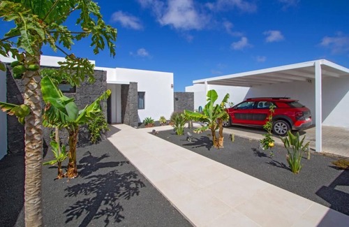 Playa Blanca Chalet De Esquí | Luxury villa Lanzarote