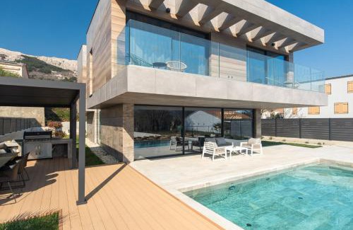 Jurandvor Villa | Luxury villa Lorkia with sauna and jacuzzi